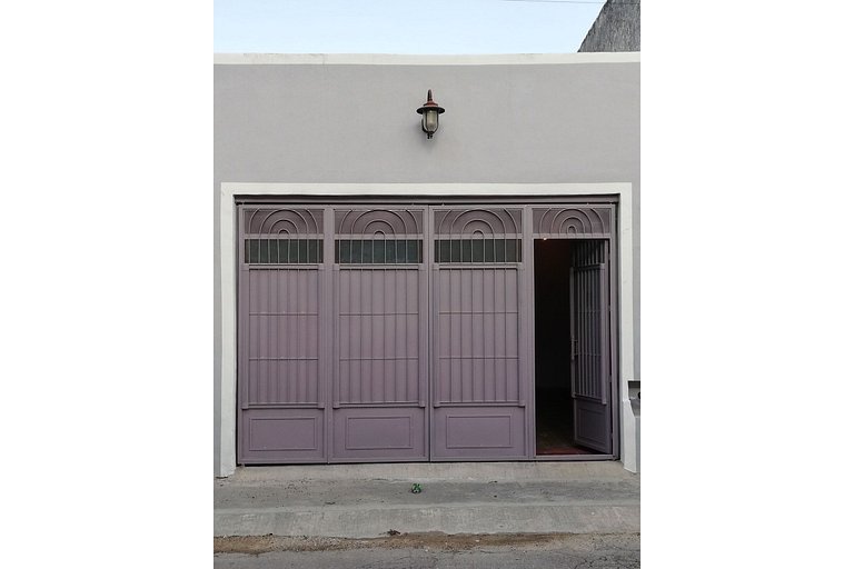 La 78 alberca y garage con porton electrico