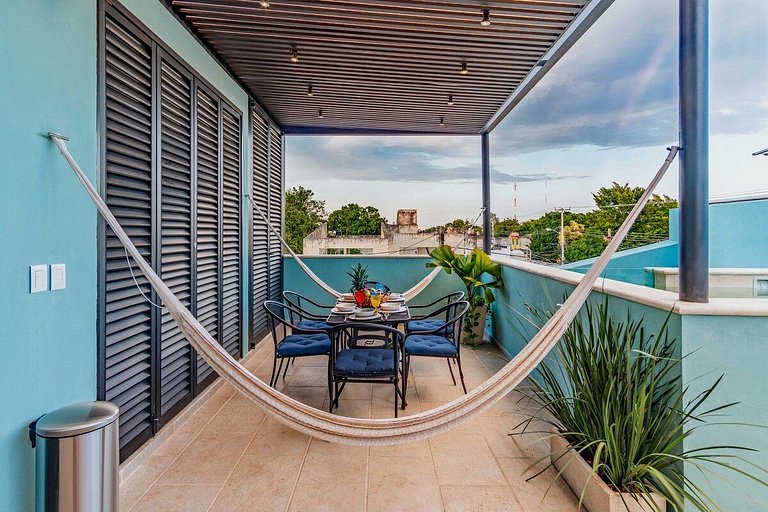 Rincón del Cielo Rooftop with glass walled pool