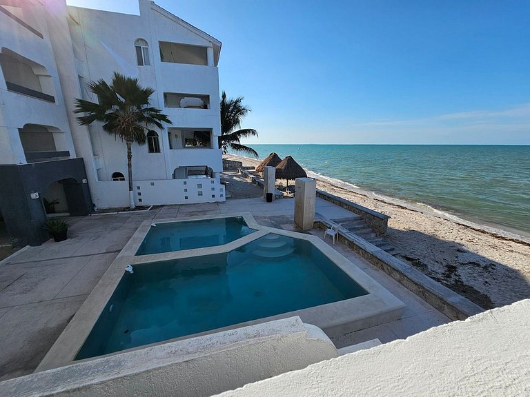 Departamento a la orilla del mar