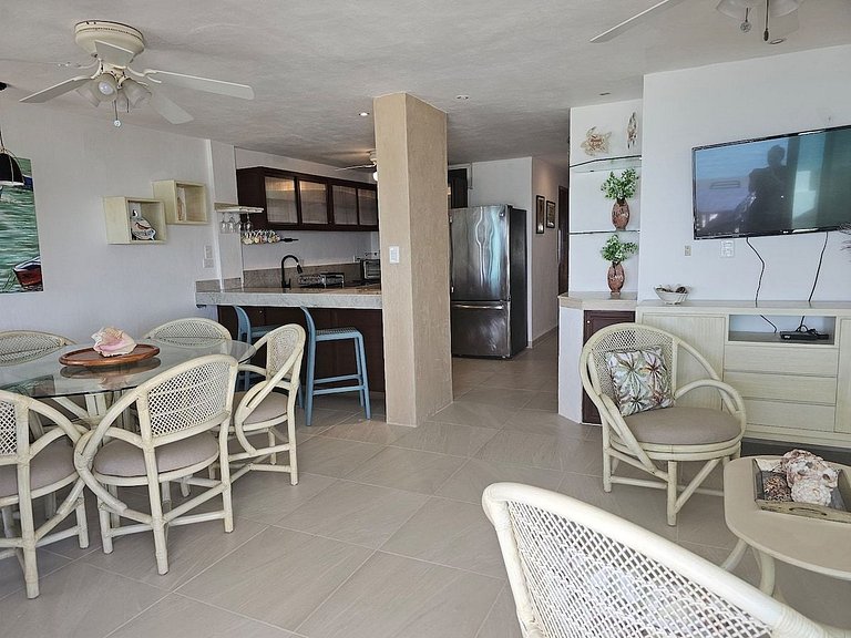Departamento a la orilla del mar