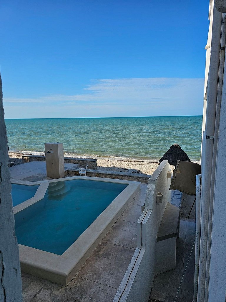 Departamento a la orilla del mar