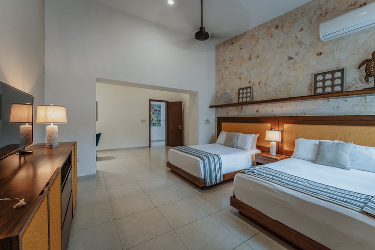 PROGRESO BEACH HOUSE 284