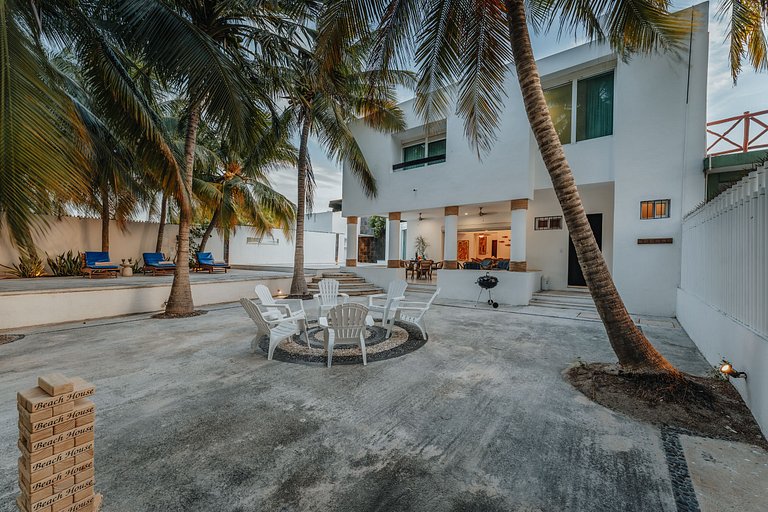 PROGRESO BEACH HOUSE 284