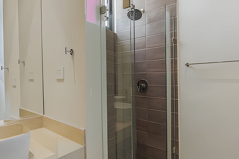 Zirene, Depto con jacuzzi priv