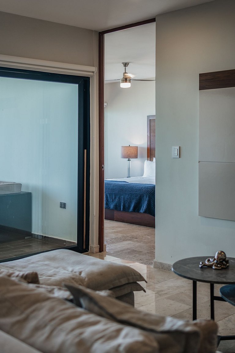 Zirene, Depto con jacuzzi priv