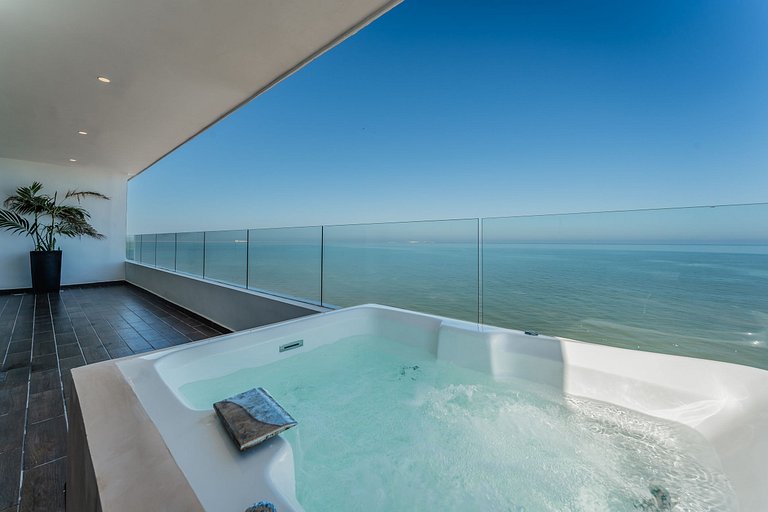 Zirene, Depto con jacuzzi priv