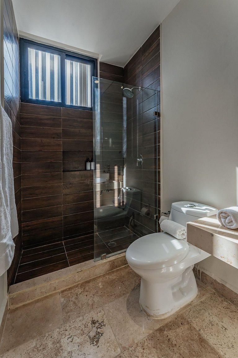 Zirene, Depto con jacuzzi priv