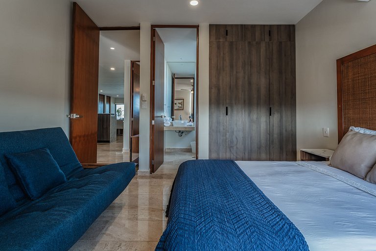 Zirene, Depto con jacuzzi priv