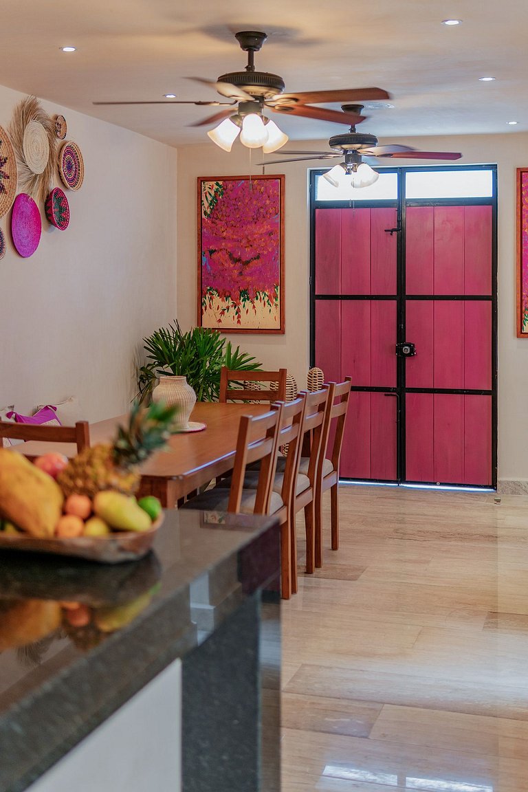 Casa Bugambilias