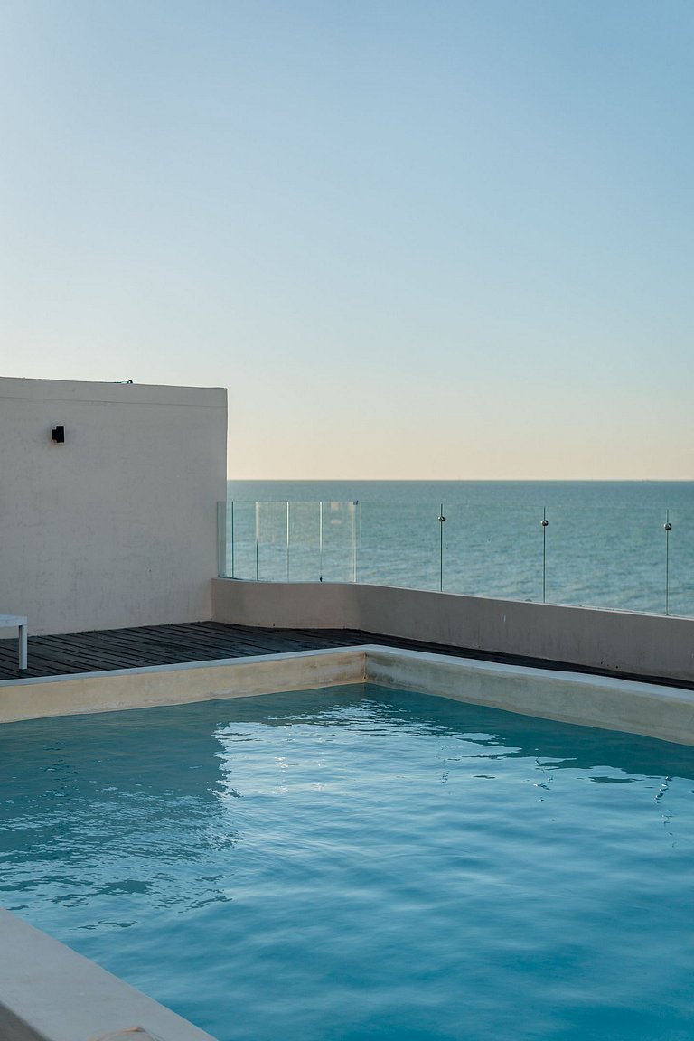 Condo vista al mar, alberca rooftop Chixchulub