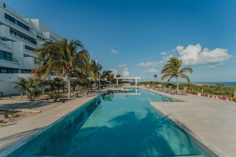 Departamento con vista al mar .
