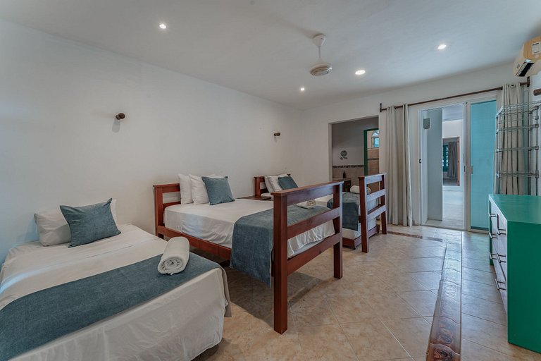 La Casa Del Velero, Beachfront