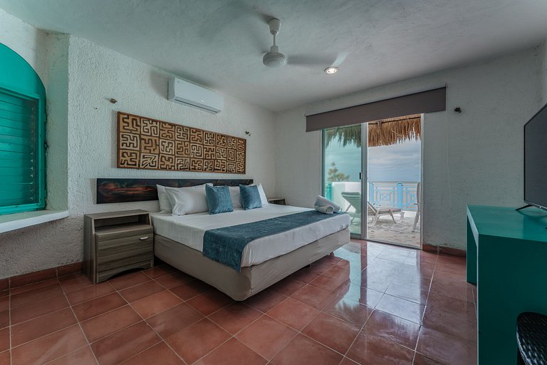 La Casa Del Velero, Beachfront