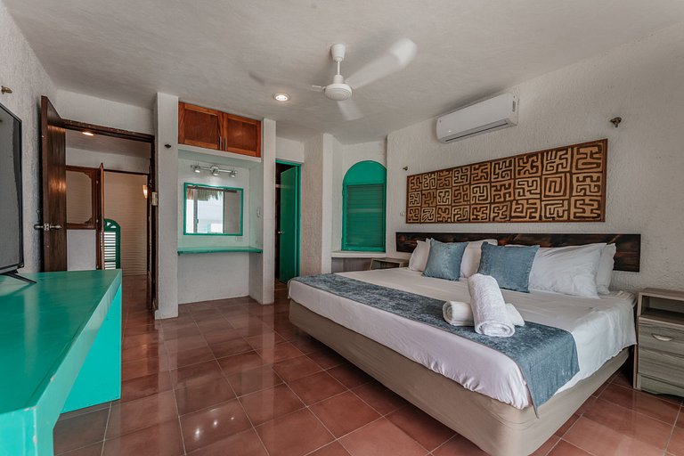 La Casa Del Velero, Beachfront
