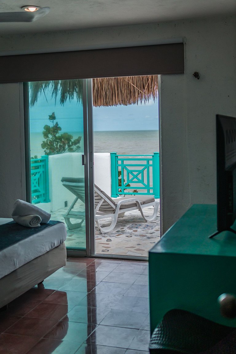 La Casa Del Velero, Beachfront