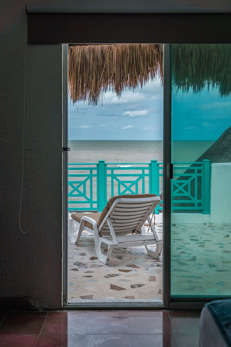 La Casa Del Velero, Beachfront