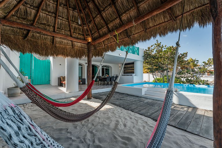 La Casa Del Velero, Beachfront