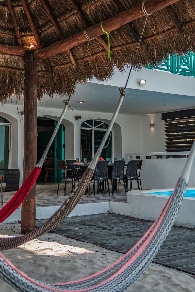 La Casa Del Velero, Beachfront