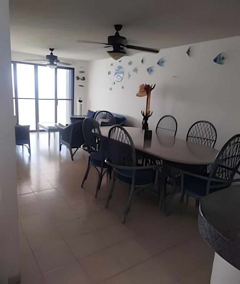 Departamento KAY a orilla del Mar, Progreso