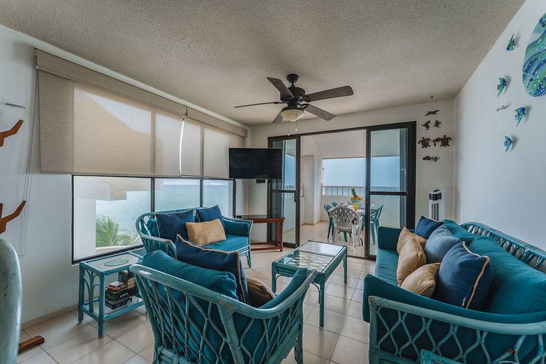 Departamento KAY a orilla del Mar, Progreso
