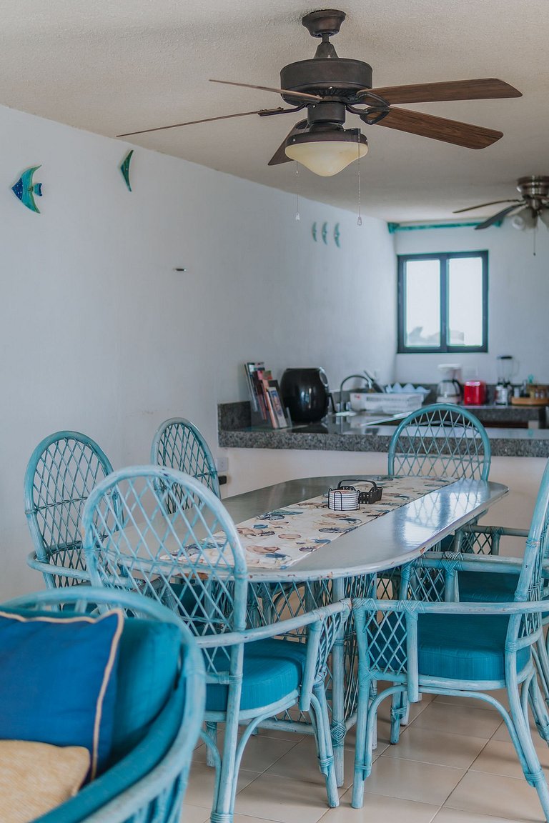 Departamento KAY a orilla del Mar, Progreso