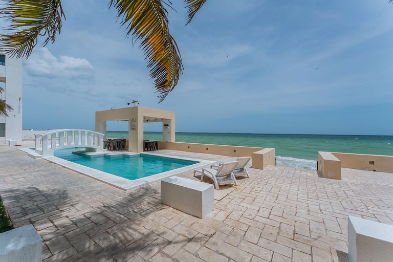 Departamento KAY a orilla del Mar, Progreso
