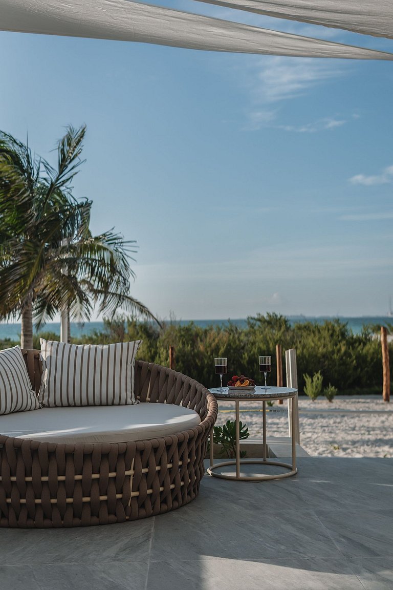 Rajulmar , Beach Front